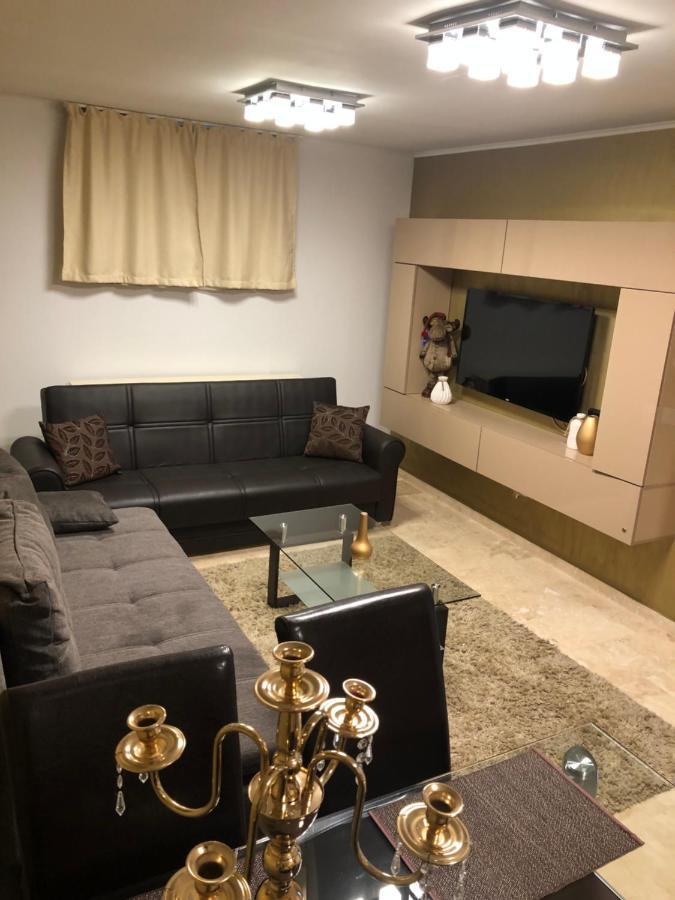Апартаменты Apartament Nicolle Пояна-Брашов Экстерьер фото